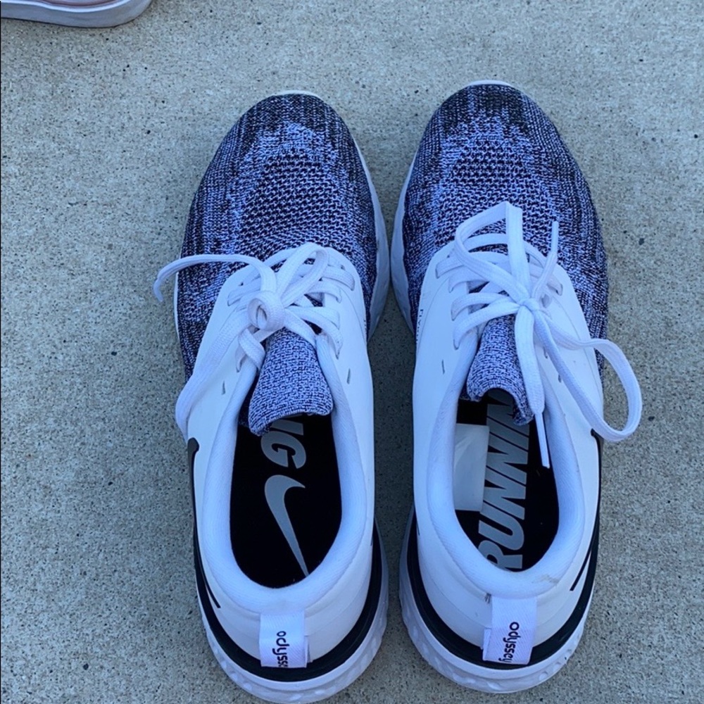 nike odyssey react flyknit 2